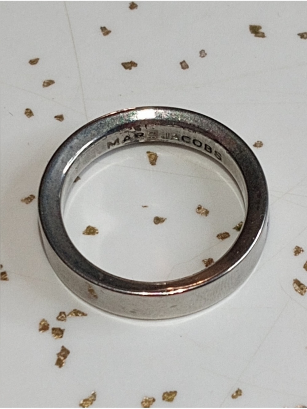 Marc Jacobs Silver-Tone Unisex Band Ring with Engraved Detail